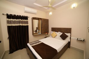 Habitación estándar | Camas extra y ropa de cama 