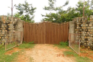 Entrada de la propiedad