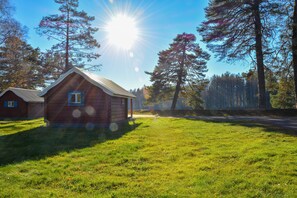 Basic Quadruple Room (Camping) | Living area - Älvdalens camping (Alvdalen)
