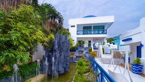 Unclassified image, 2 of 48, button - The Palladium Hotel (Coron)