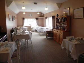 Free daily full breakfast - The Brantwood (Torquay)