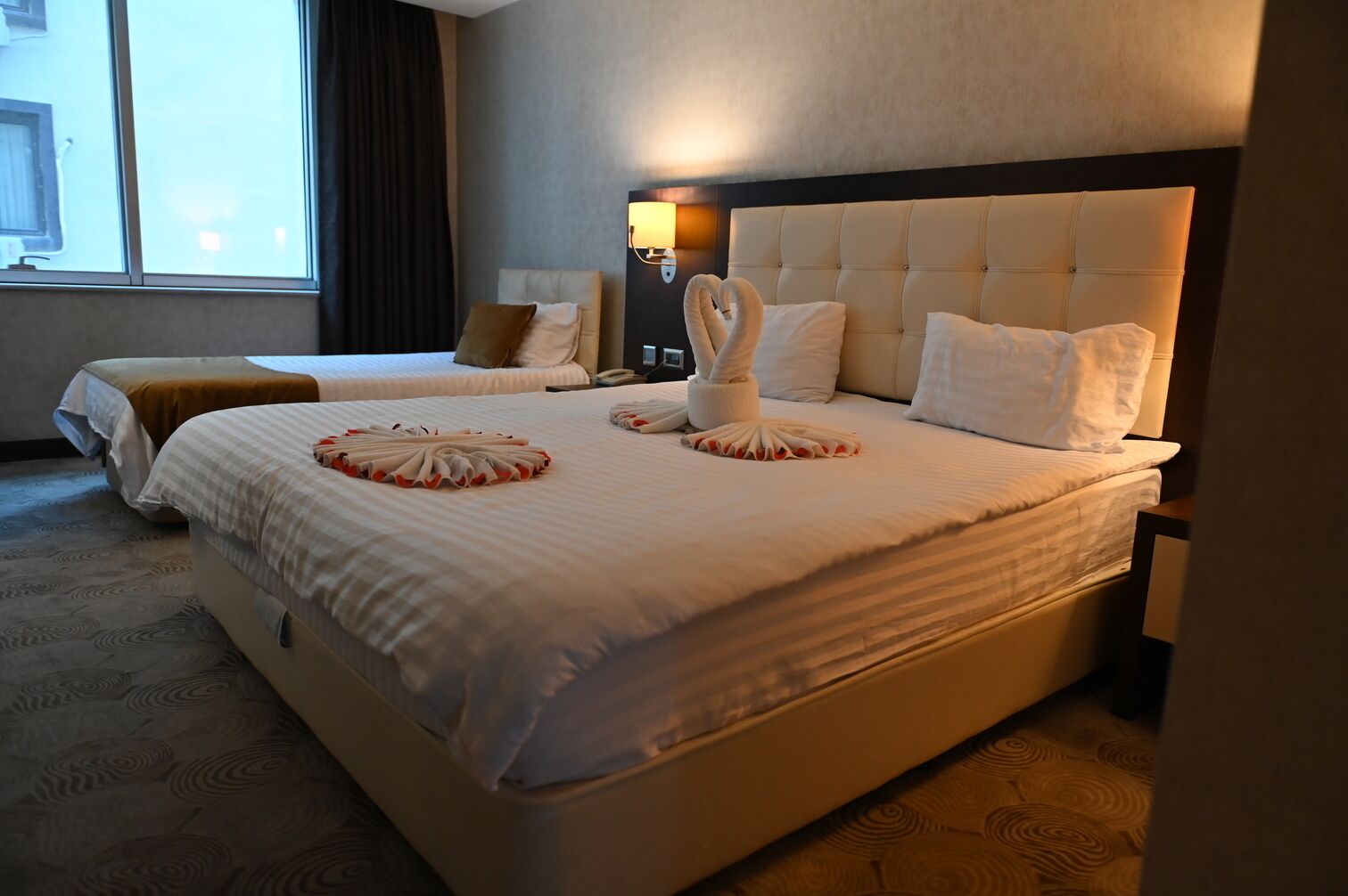 In-room safe, soundproofing, free WiFi, bed sheets