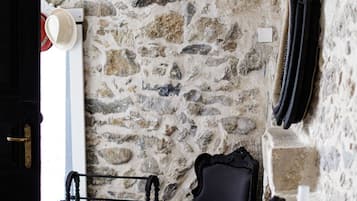 1 kamar tidur, kedap suara, setrika/meja setrika, dan Wi-Fi gratis