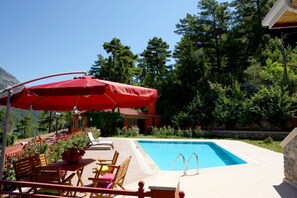 Piscine extérieure