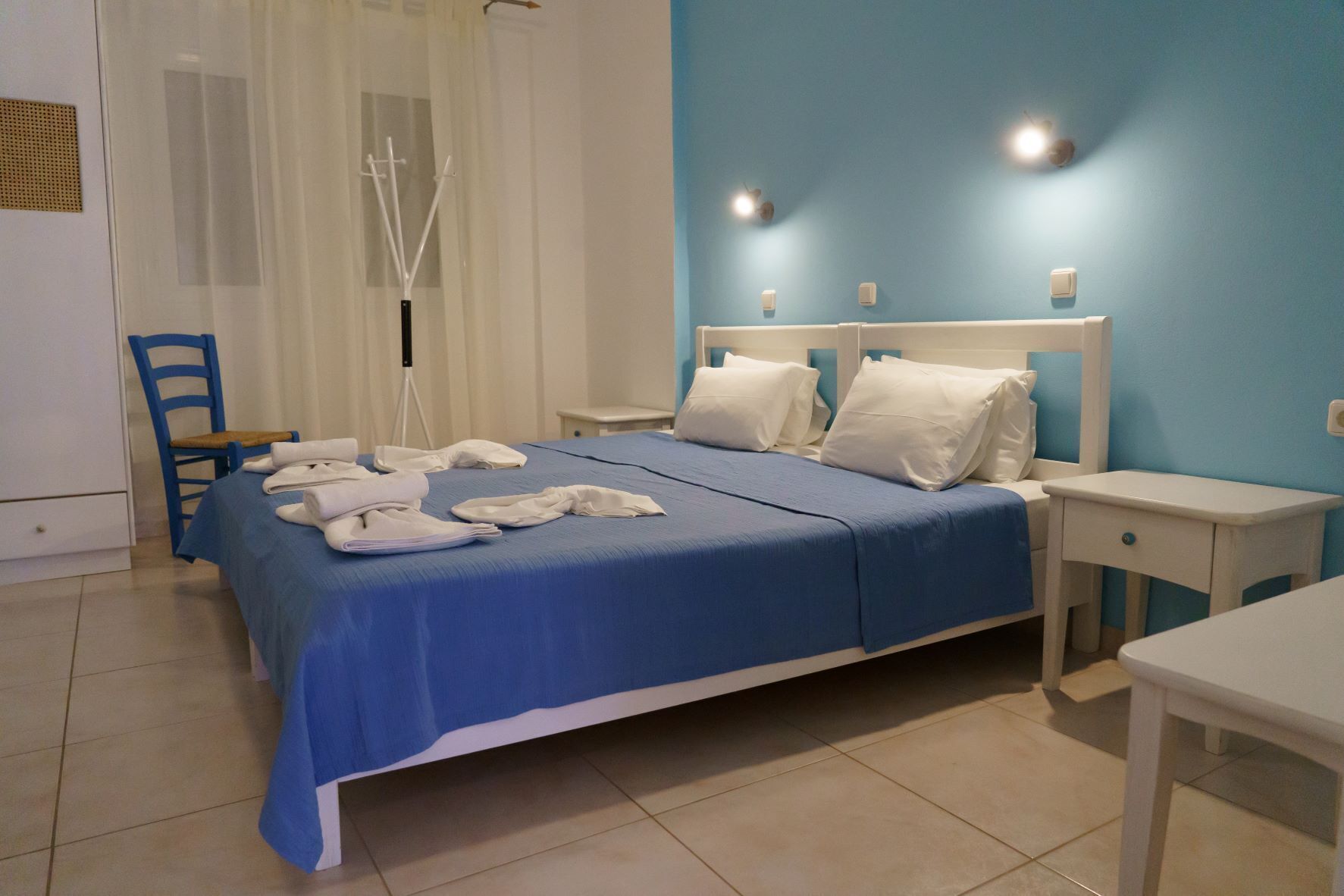 apartment, sea view | in-room safe, iron/ironing board, free wifi, bed sheets