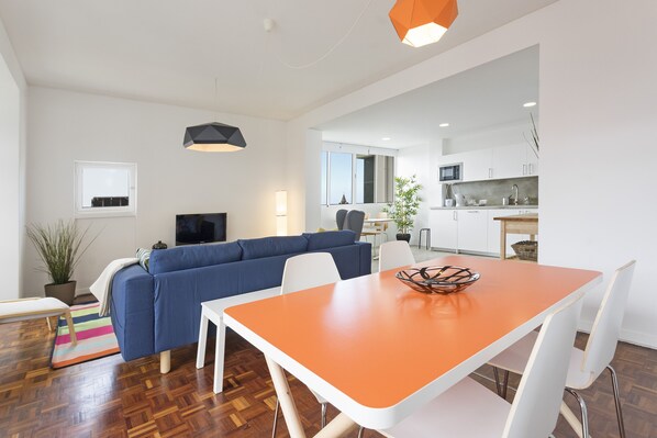 Interior - Elias Garcia II, apartment in the city center (Funchal)