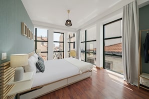 1 habitación, tabla de planchar con plancha, wifi y ropa de cama