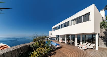 Fonte do Mar 1 - Four Bedroom Villa, Sleeps 8