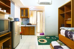 Interior - Dewi Depok Apartment Margonda Residence 2 by Zuzu (Depok)