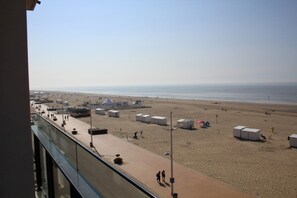 Departamento, 2 habitaciones, cocina | Vista desde la habitación