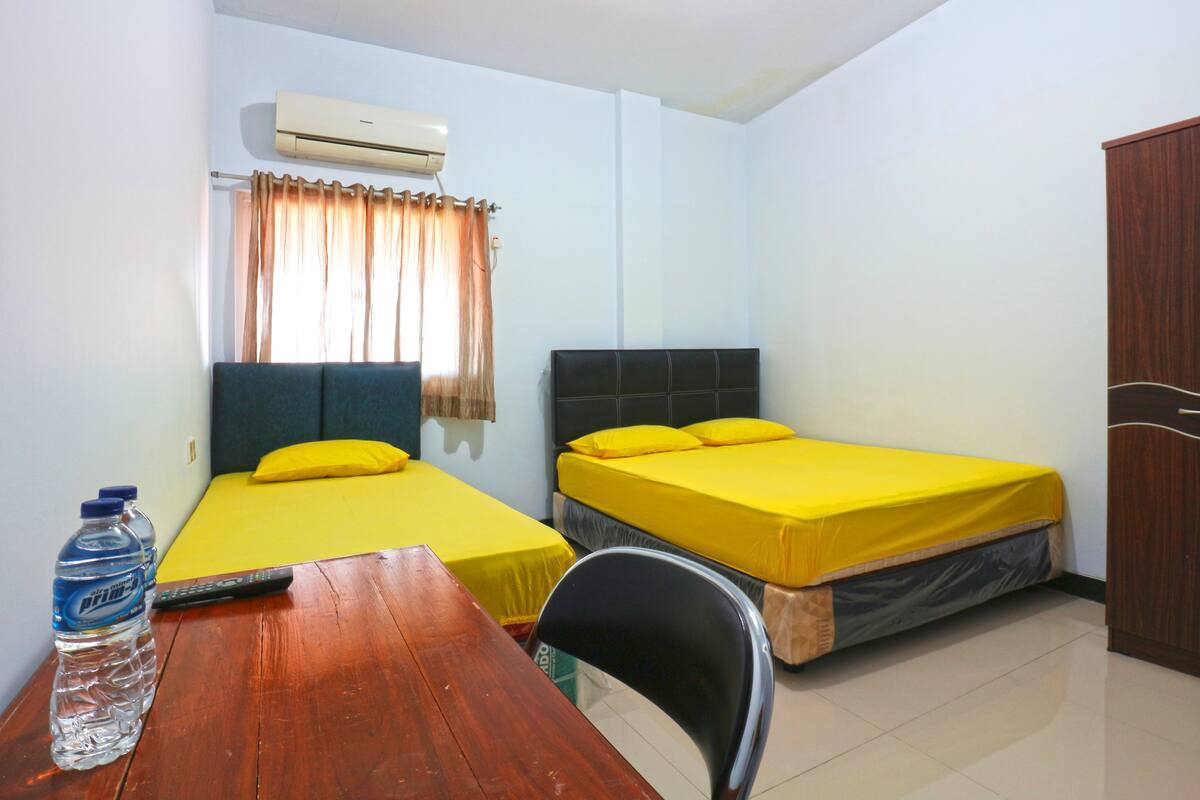 Habitación triple estándar, varias camas | Wifi gratis