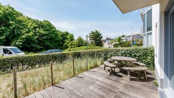 Apartment, 2 Bedrooms | Terrace/patio