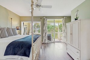 3 bedrooms, iron/ironing board, Internet, bed sheets