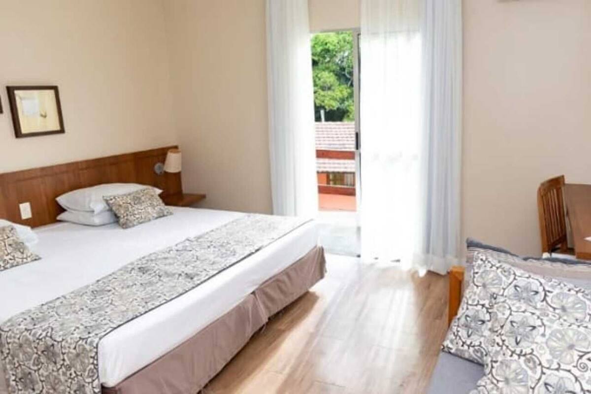 Deluxe Room, Patio