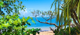 Casa frente al mar w / vistas al mar y acceso a la playa en la calle!