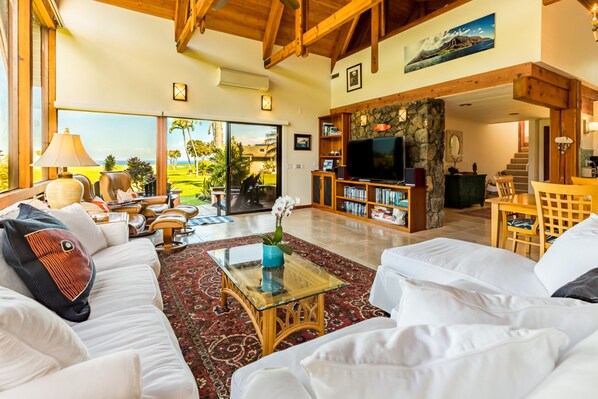 テレビ、DVD プレーヤー、書庫、ビデオライブラリ