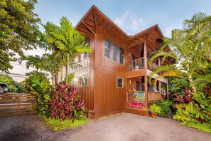 Exterior - Colorful home with Hanalei waterfall & mountain views, & AC in bedrooms (Hanalei)