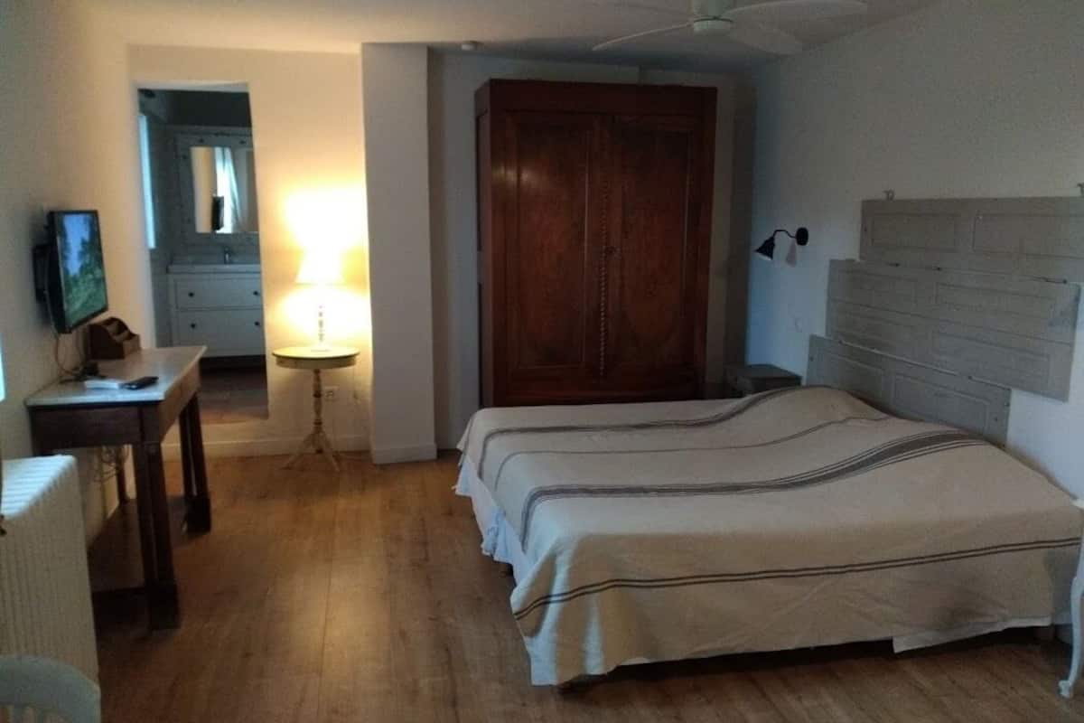Departamento (Rabassier) | Insonorización, tabla de planchar con plancha y wifi gratis
