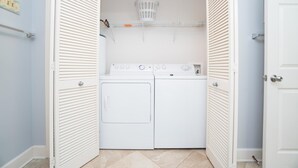 Condo, varias camas (Phoenix West 505) | Interior