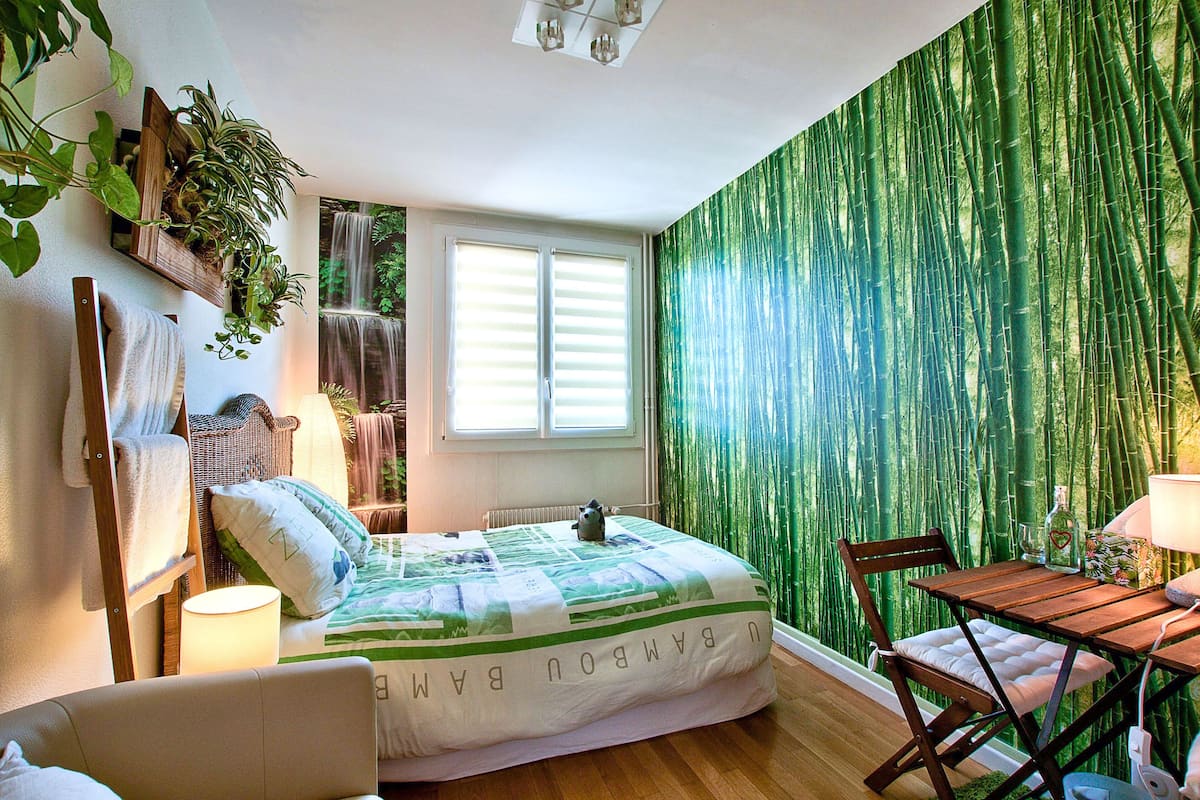 Premium bedding, individually decorated, individually furnished, desk