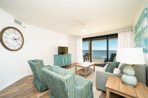 Condo, varias camas (Summer House 904B) | Sala de estar