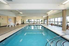 Indoor pool - The Palms 202 Apartment 3 (Orange Beach)