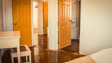 Departamento | 4 habitaciones, tabla de planchar con plancha y wifi gratis