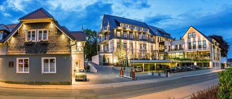 Front of property - evening/night