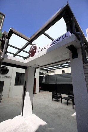 Exterior - G.O.A.T Hostel (Hualien City)