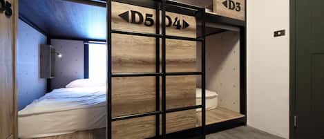 Desk, blackout drapes, soundproofing, free WiFi