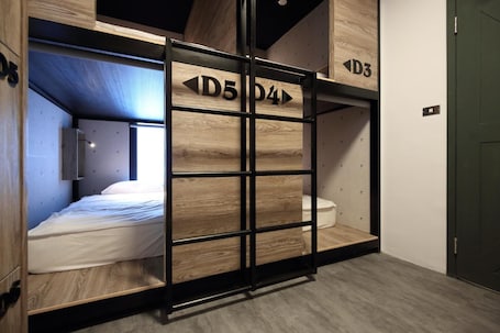 Desk, blackout drapes, soundproofing, free WiFi