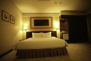 In-room safe, desk