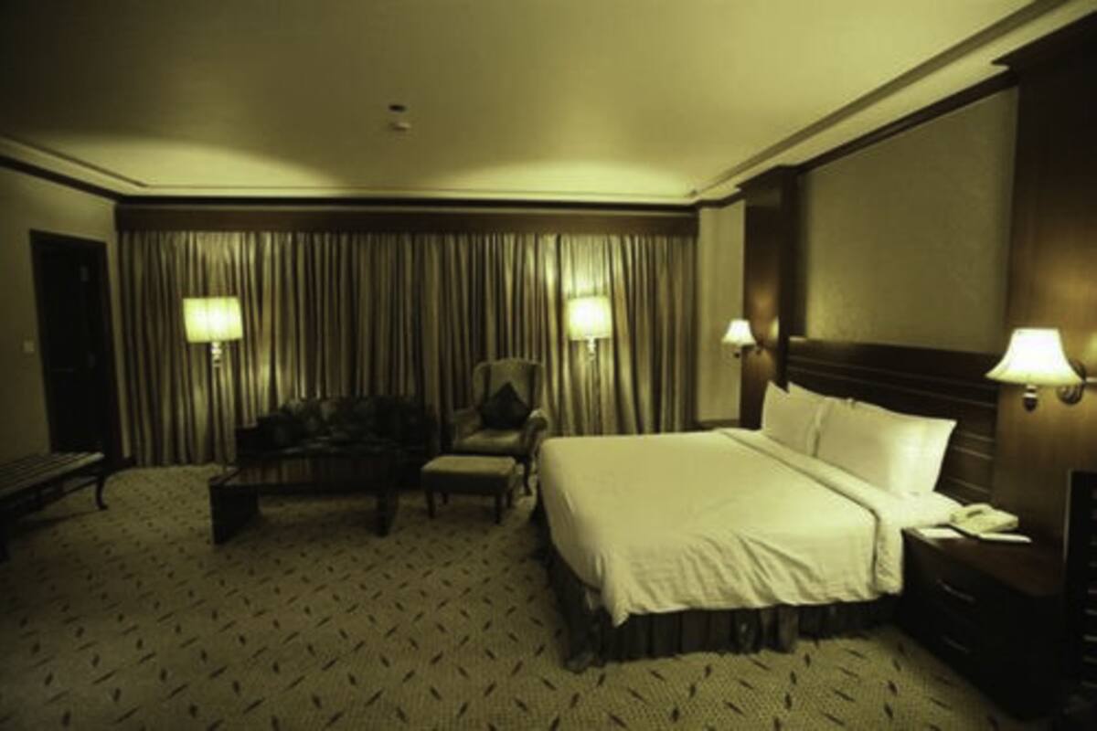 Executive Single Room | In-room safe, desk