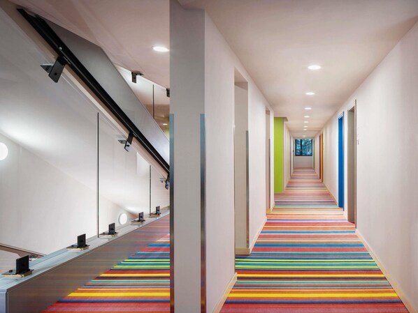 Standard dubbelrum - 1 dubbelsäng | Värdeförvaringsskåp på rummet, ljudisolering och gratis barnsängar