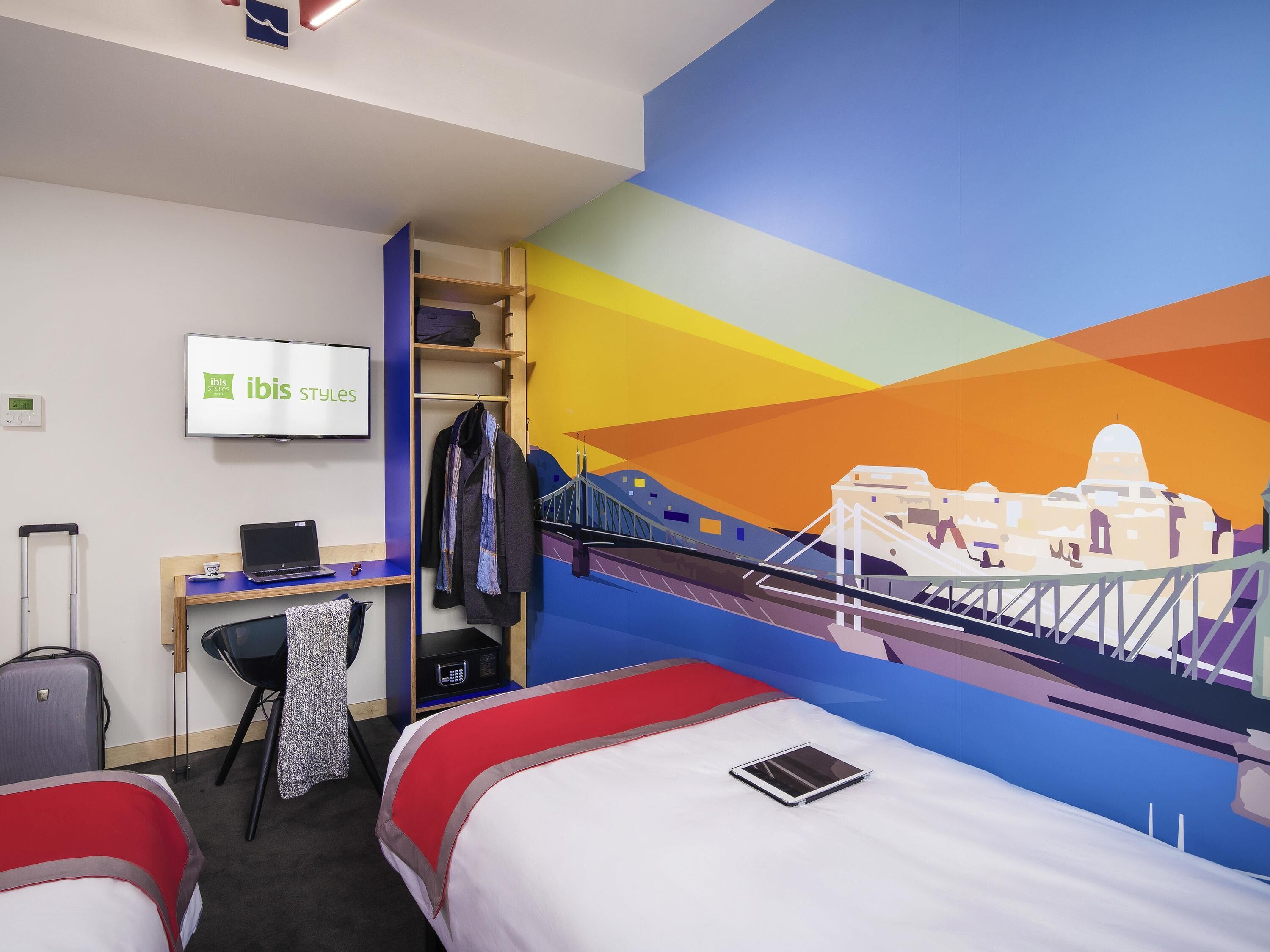 Standard Room, 2 Single Beds | In-room safe, soundproofing, free cots/infant beds, free WiFi