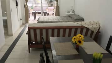 Exclusive Apartment, 1 Double Bed with Sofa bed, Terrace | In-room dining