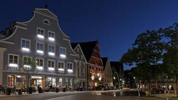 Front of property - evening/night