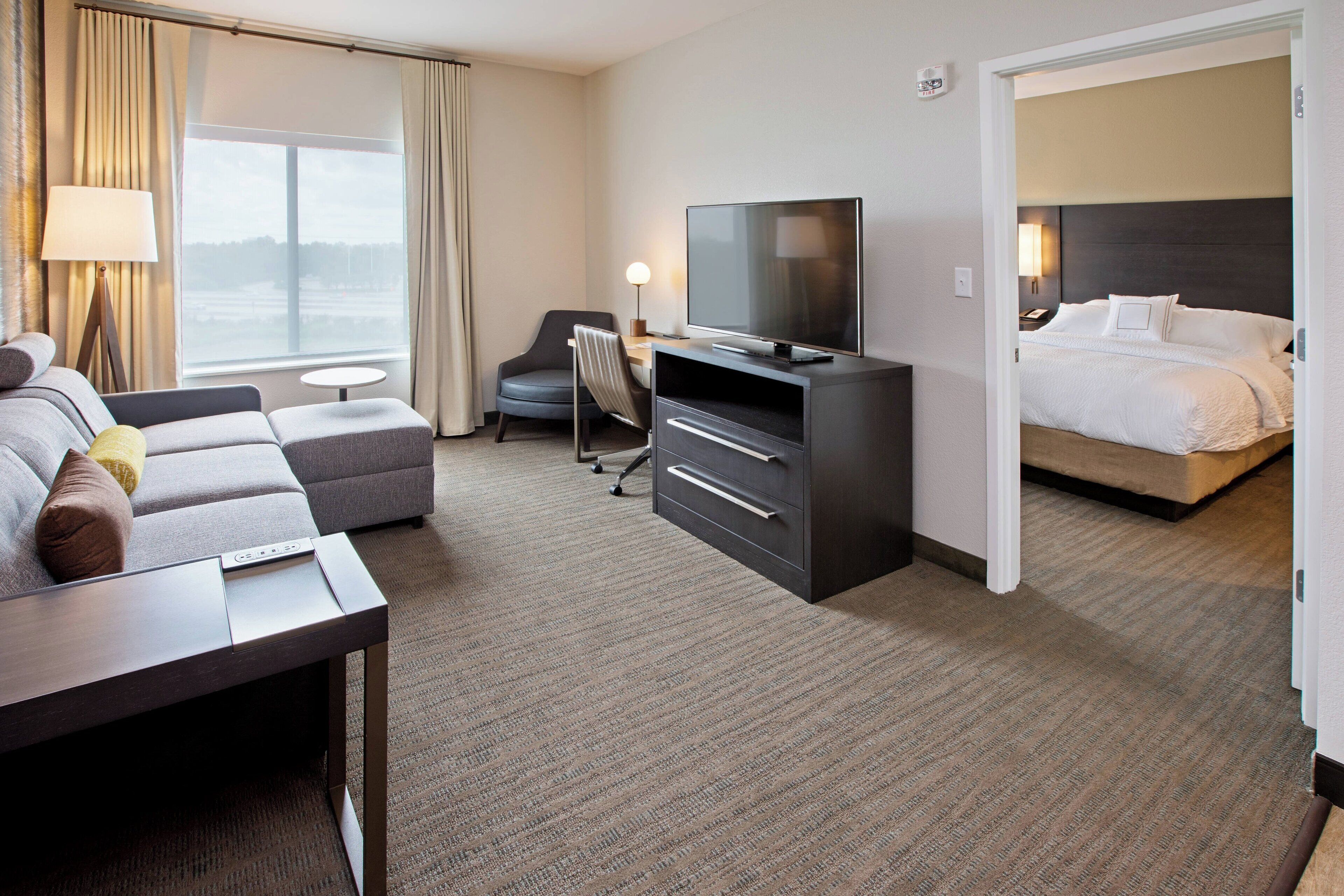 42-inch led tv with cable channels, tv, netflix