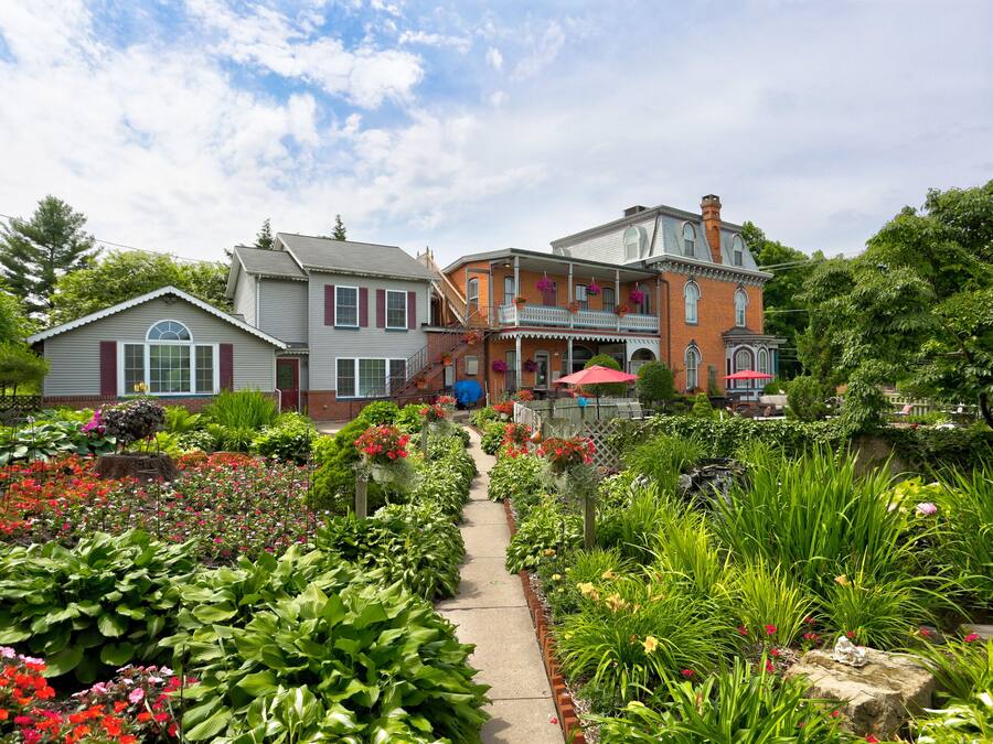 Kjøleskap på fellesområdet og mikrobølgeovn på fellesområdet