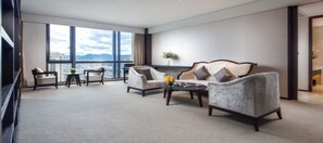 Executive Suite, 1 King Bed, Smoking (2 Bedrooms) | Minibar, in-room safe, desk, free WiFi - Ramada Taizhou (Taizhou)