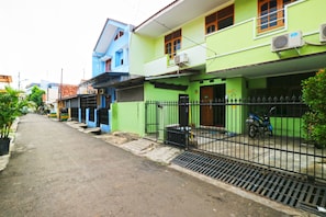 Fachada da propriedade