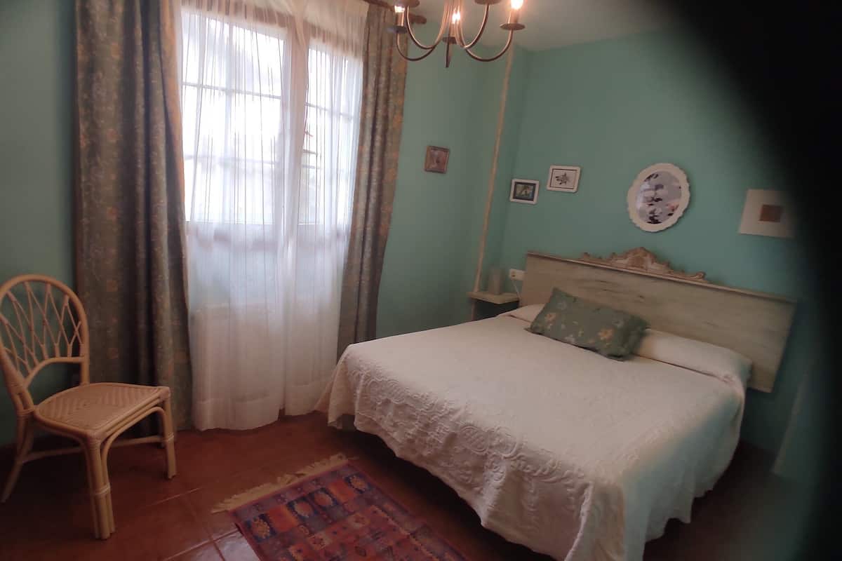 Apartamento en Chalet con jardín privado para 4 personas | 14 camere, biancheria in cotone egiziano
