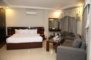 Dobbeltrom – deluxe | Minibar og lydisolert