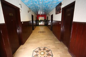 Hallway - Hotel Regine Inn (Karachi)