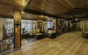 Kawasan tempat duduk lobi