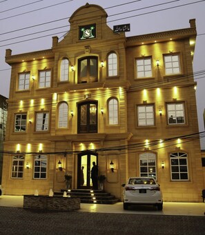 Property entrance - Hotel DE SHALIMAR (Multan)