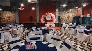 Restaurant - Oriental Palace Resorts (Udaipur)