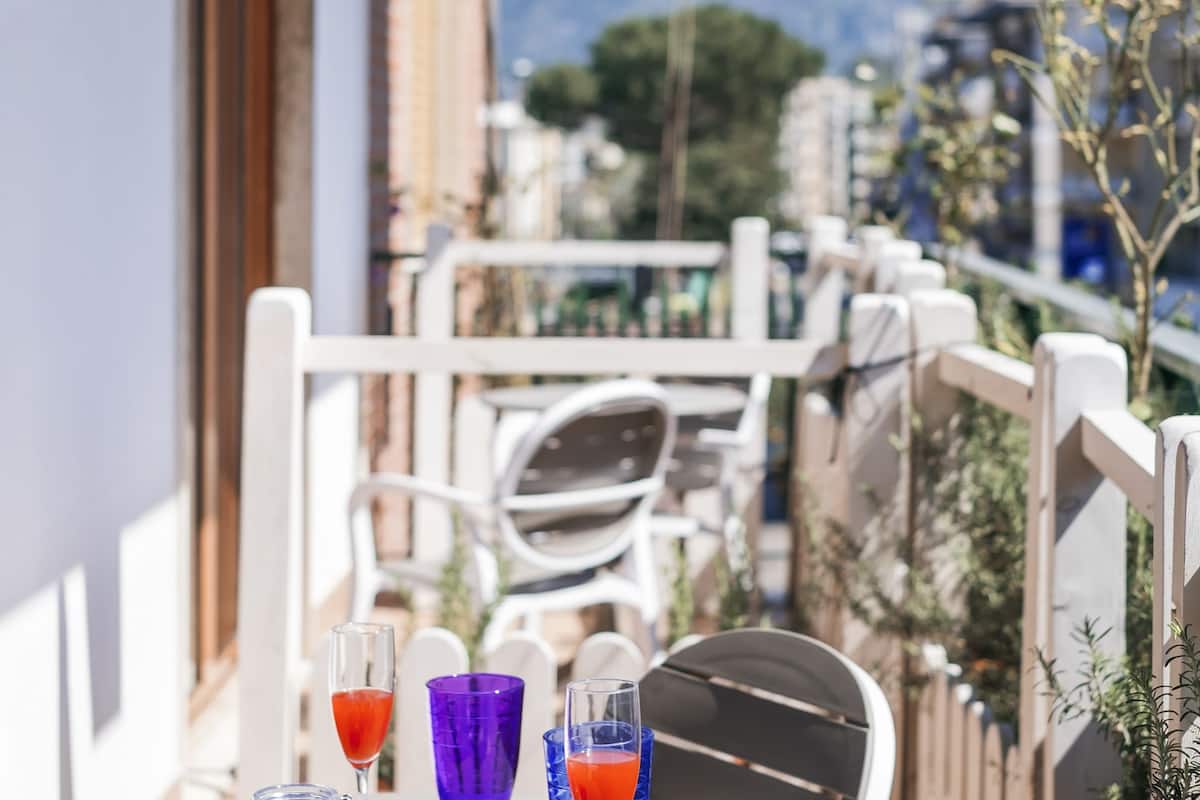 Deluxe Double Room, Non Smoking | Balcony
