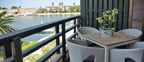 Apartment, Poolzugang (Bricola) | Ausblick vom Zimmer