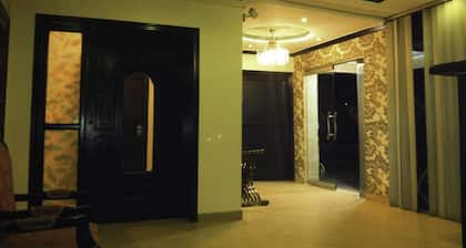 MerryDay Inn